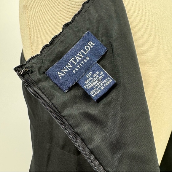 Ann Taylor Vintage 100% Silk Dress & Cardigan | Size Medium - Picture 8 of 12